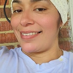 Meet your Posher, Contreras